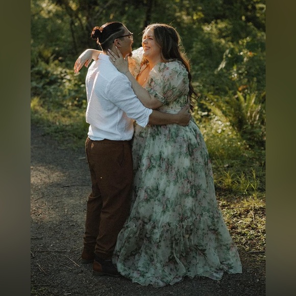 Selkie - The Garden Roses Silk Gauze Ritz Dress - Picture 3 of 3